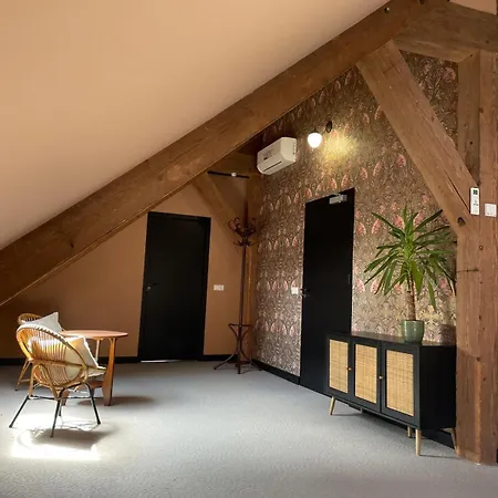 ベッド・アンド・ブレックファスト Boudevino レッケルケルク