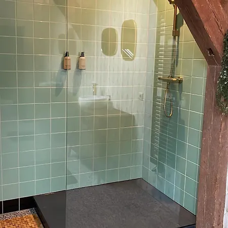 Boudevino Oda ve Kahvaltı 3*