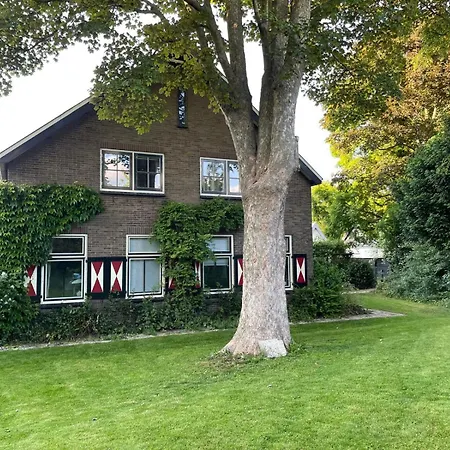 Boudevino Bed & Breakfast Lekkerkerk