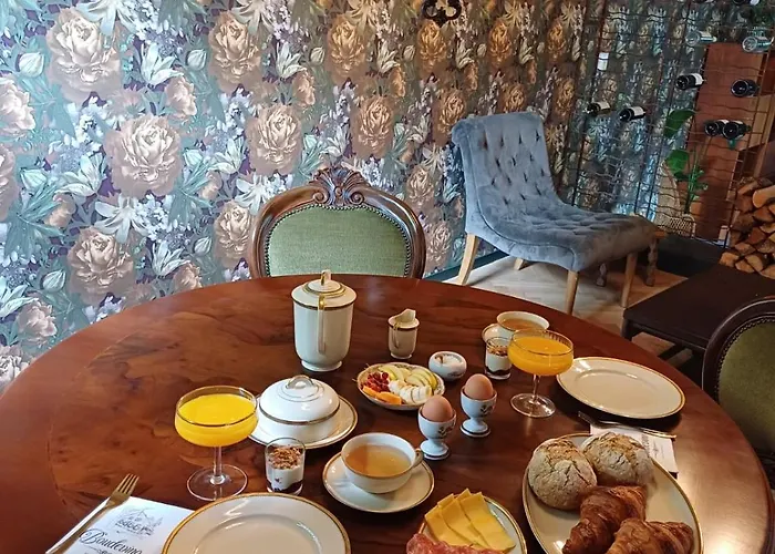 Boudevino לינה וארוחת בוקר